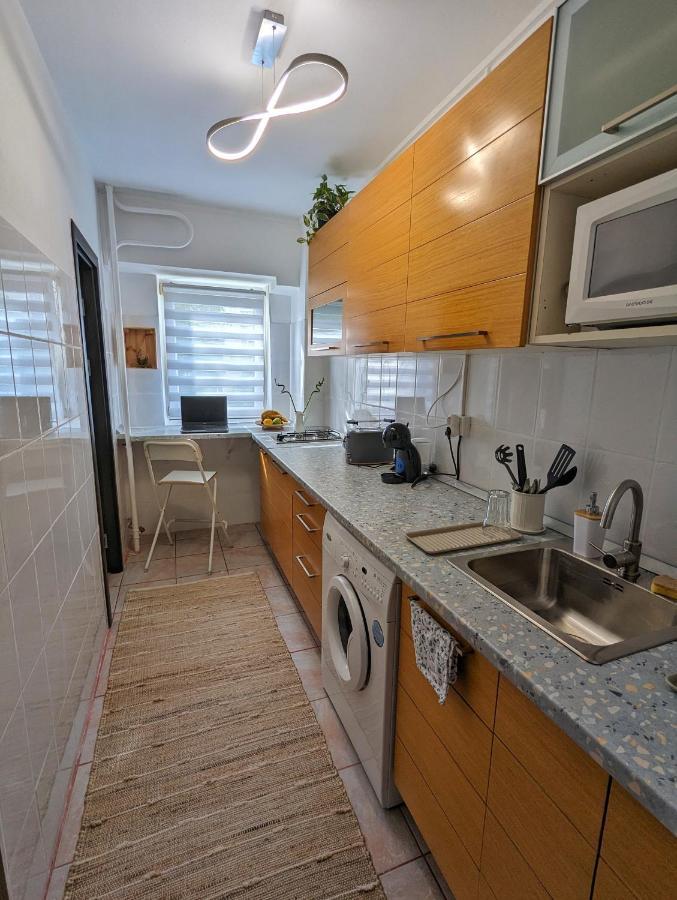 Sebastian Studio Apartment Bucarest Exterior foto