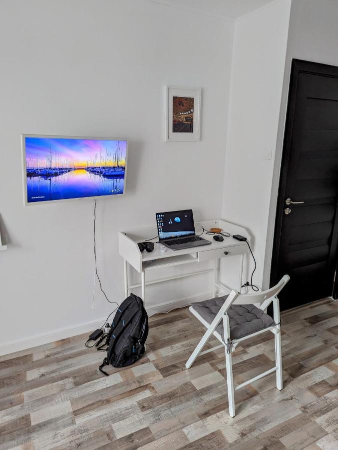 Sebastian Studio Apartment Bucarest Exterior foto