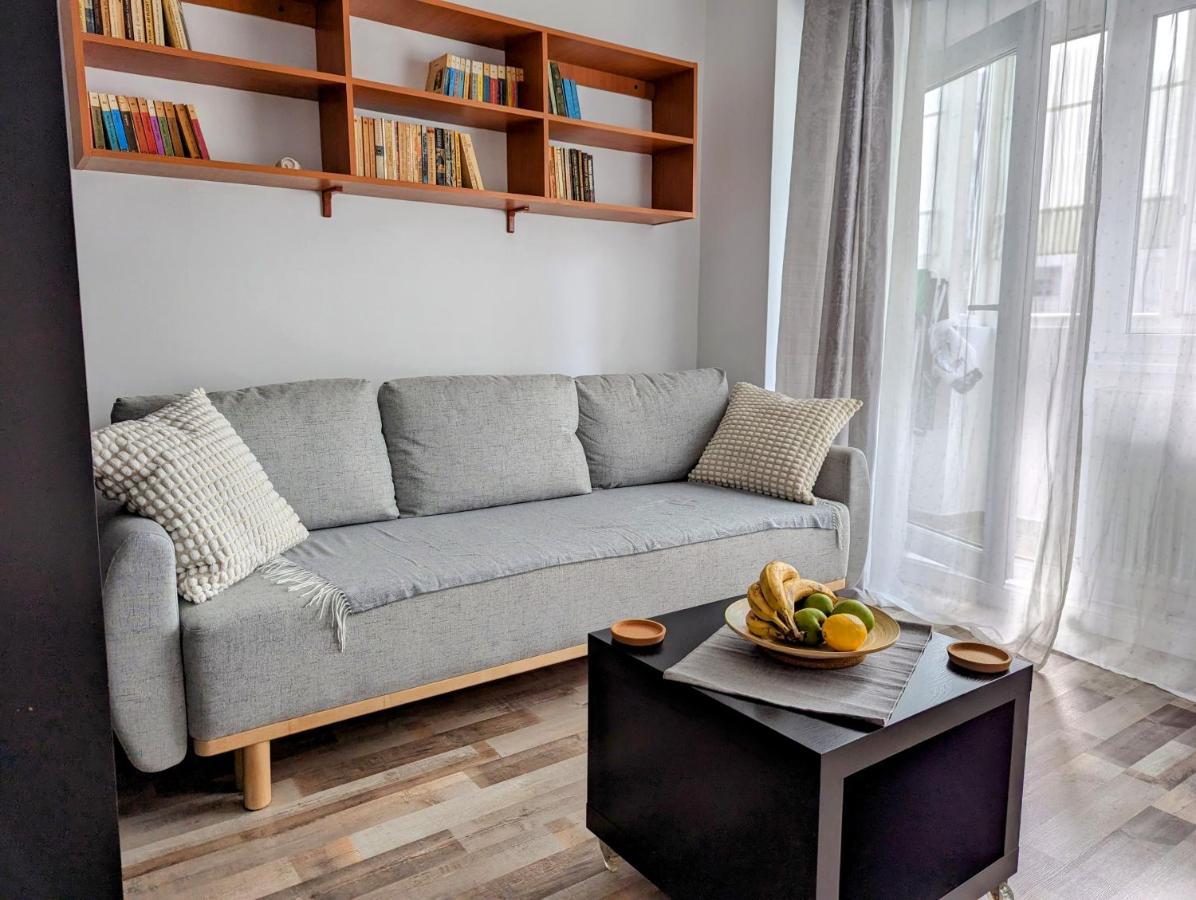 Sebastian Studio Apartment Bucarest Exterior foto